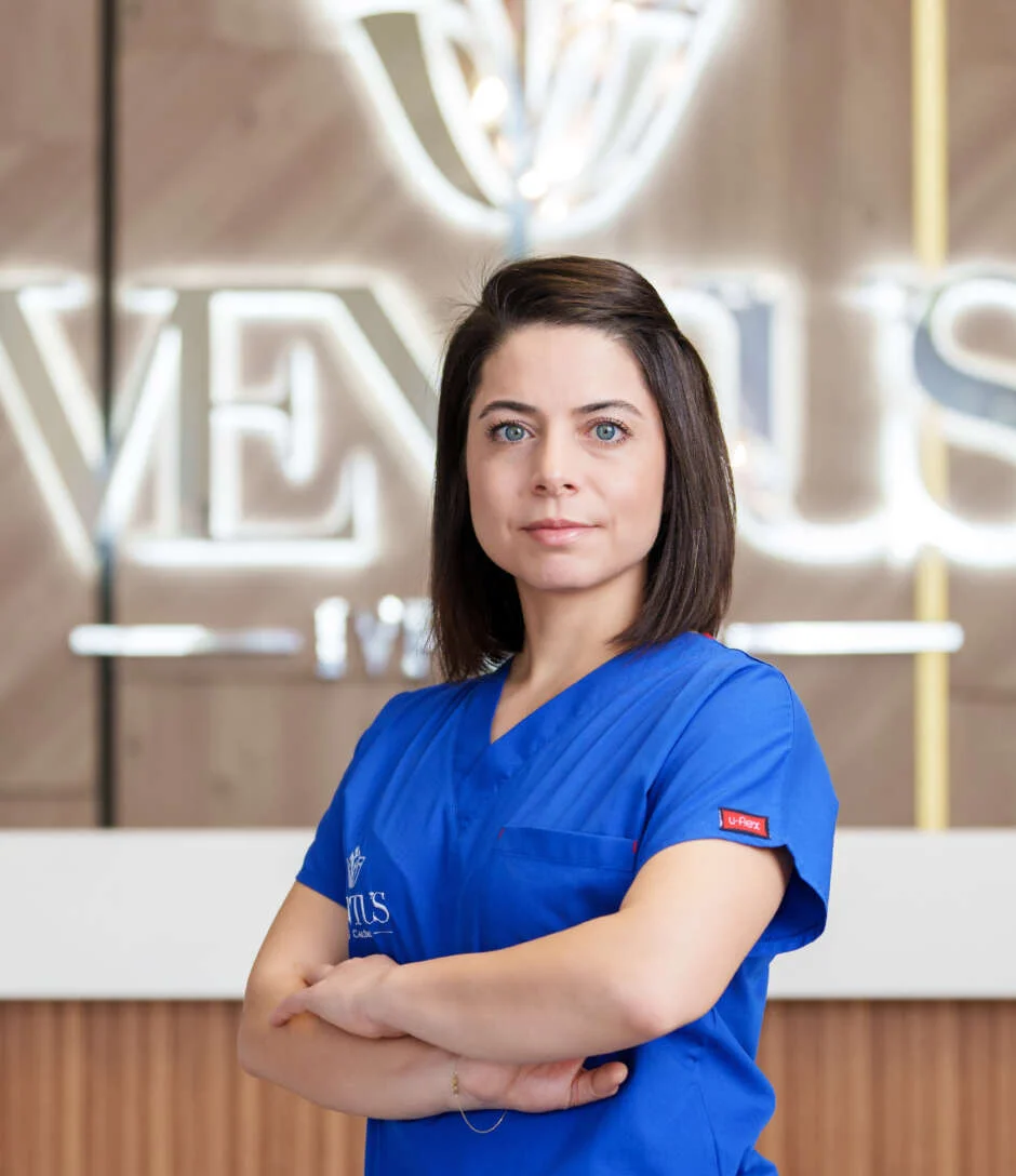 Munevver Serdarogulları, Dr